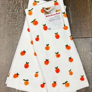 KitchenAid - 4/$98 - ‘Oranges’ dish towels (2) NWT. Firm!